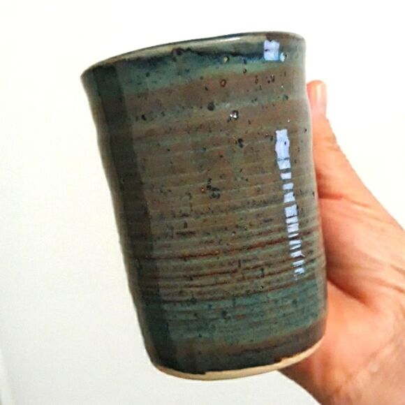 Vintage Handmade Small Pottery Coffee/Tea Mug Green/Brown - Picture 7 of 9